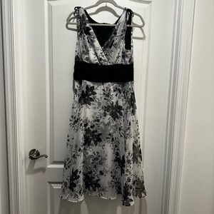 Connected Apparel Black and White Floral Midi Dress